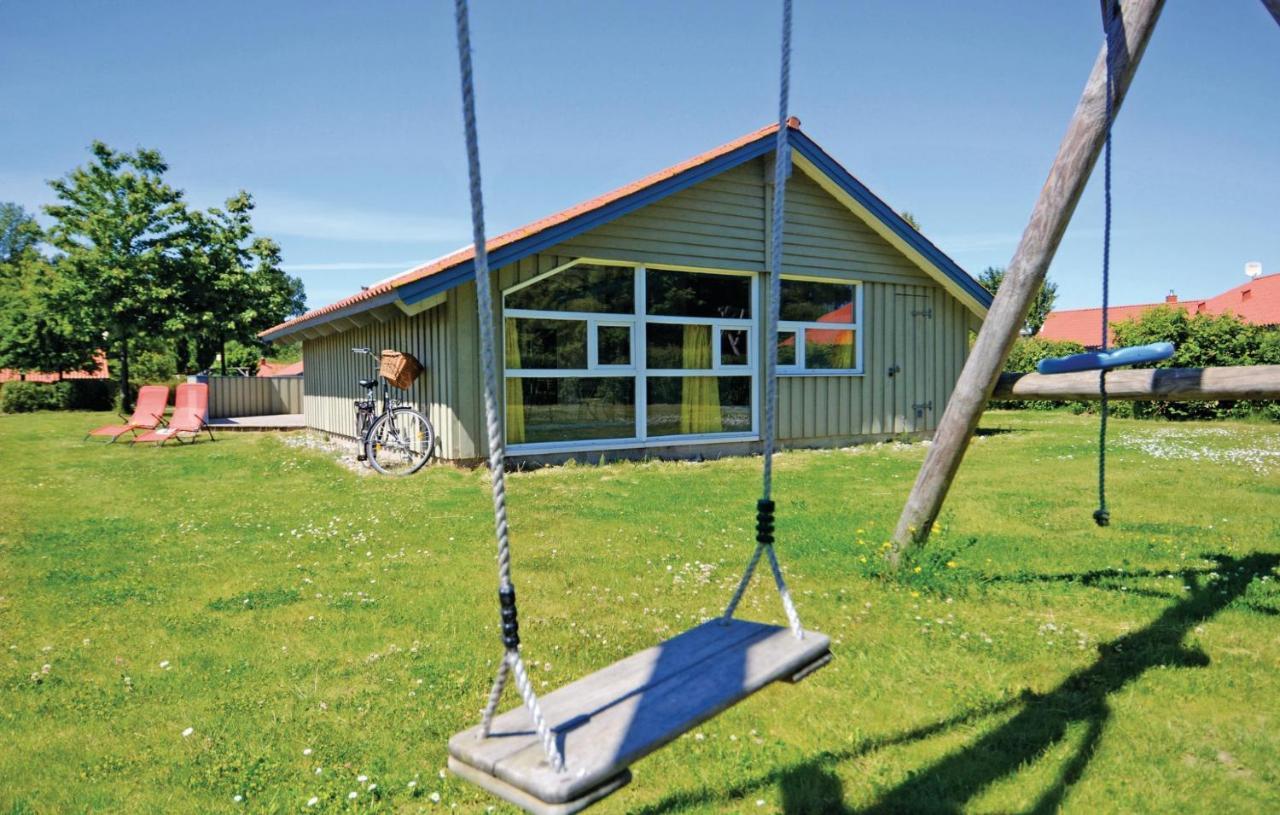 Kranich Ferienhaeuser Mit Innenpool Hohendorf  Exterior photo